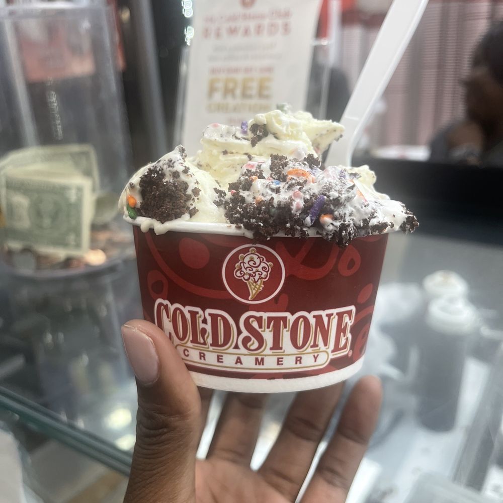 Cold Stone Creamery - Birthday cake remix with whip cream instead of fudge - Ice Cream & Frozen Yogurt Near Me - Hollywood, Florida Cold Stone Creamery - Birthday cake remix with whip cream instead of fudge - Ice Cream & Frozen Yogurt Near Me - Hollywood, Florida