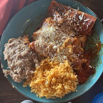Mamacita's ModMex - Enchilada dinner - Tex-Mex Near Me - Trenton, Michigan Mamacita's ModMex - Enchilada dinner - Tex-Mex Near Me - Trenton, Michigan