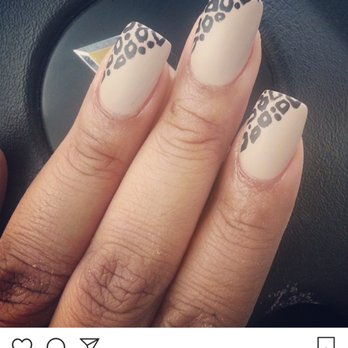 Lee Nails - Animal print anyone? - Nail Salons Near Me - Rosemont, Illinois