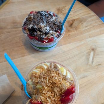 Blue Bowl Superfoods - Acai Bowls Near Me - Oceanside, California