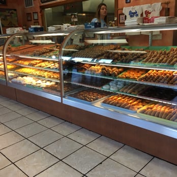 Gibson's Donuts - Yum - Donuts Near Me - Memphis, Tennessee Gibson's Donuts - Yum - Donuts Near Me - Memphis, Tennessee