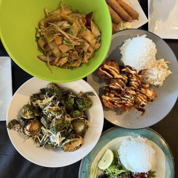 Joey's Kitchen Napili - Filipino Near Me - Lahaina, Hawaii Joey's Kitchen Napili - Filipino Near Me - Lahaina, Hawaii