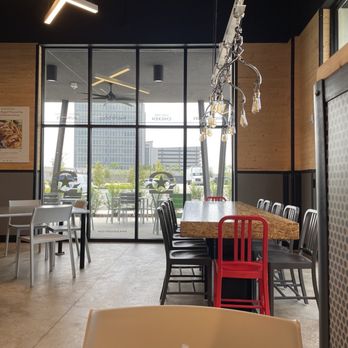 BurgerFi - Inside - Burgers Near Me - Orlando, Florida BurgerFi - Inside - Burgers Near Me - Orlando, Florida