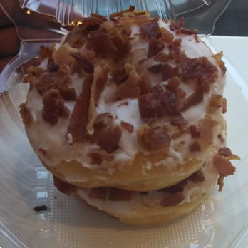 Cafe Dulce - Bacon donut - Coffee & Tea Near Me - Los Angeles, California Cafe Dulce - Bacon donut - Coffee & Tea Near Me - Los Angeles, California