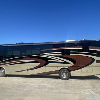 Camping World - Oklahoma City North - Thor Palazzo 36.1 - RV Dealers Near Me - Oklahoma City, Oklahoma
