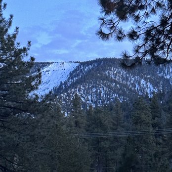 Wrightwood BnB - View during check in - Venues & Event Spaces Near Me - Wrightwood, California