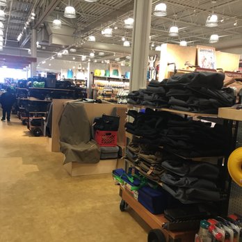 Duluth Trading Company - Men's Clothing Near Me - Macomb, Michigan