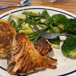 NEW All-Natural Salmon with broccoli and green beans NEW All-Natural Salmon with broccoli and green beans