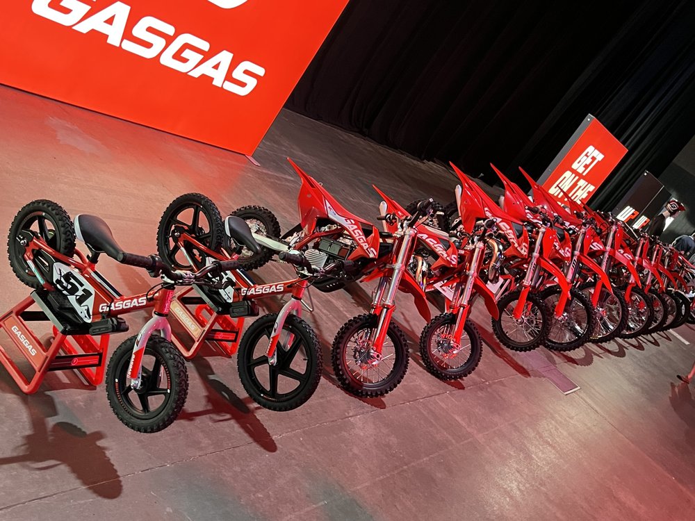 DAKOTA CAT MOTORSPORTS Updated August 2024 600 W Main Ave, West