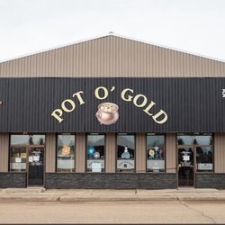 Pot O’ Gold - The outside