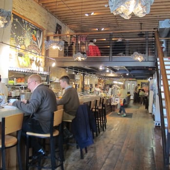 Field to Fork - Interior downstairs - Breakfast & Brunch Near Me - Sheboygan, Wisconsin Field to Fork - Interior downstairs - Breakfast & Brunch Near Me - Sheboygan, Wisconsin