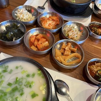 Tang 190 - 6. Cartilage Soup 9. Back-Rib Soup - Korean Near Me - Irvine, California Tang 190 - 6. Cartilage Soup 9. Back-Rib Soup - Korean Near Me - Irvine, California