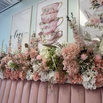 Sip & Sugar - Decor - Patisserie/Cake Shop Near Me - Anaheim, California Sip & Sugar - Decor - Patisserie/Cake Shop Near Me - Anaheim, California