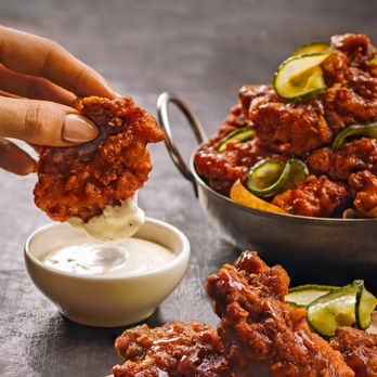 Moxies Bramalea City Centre Restaurant - Canadian (New) Near Me - Brampton, Ontario Moxies Bramalea City Centre Restaurant - Canadian (New) Near Me - Brampton, Ontario