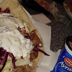 Meister Döner - Döner Komplett mit Kräutersoße und ein lecker Ayran