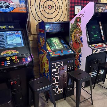 Social Axe Throwing - More arcade games - Axe Throwing Near Me - Gilbert, Arizona