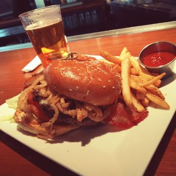 Cask'n Flagon - Sports Bars Near Me - Boston, Massachusetts