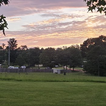 Piney Hills Campground - Campgrounds Near Me - Mauk, Georgia