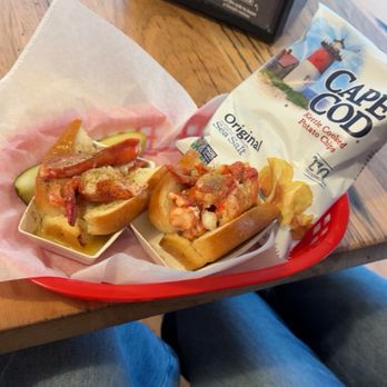 Luke's Lobster - Seafood Near Me - Seattle, Washington Luke's Lobster - Seafood Near Me - Seattle, Washington