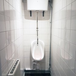 Thai Crystal - Narrower Urinal Room