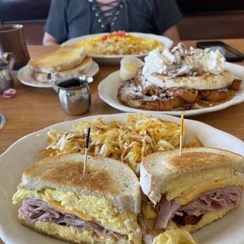 Dot Coffee Shop - Breakfast Sandwich, French Toast & Bananas, and Veggie Omelette - American Near Me - Houston, Texas