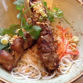 Mémoires d'Indochine - Pork with noodles accompanied with a very flavorful broth. - Vietnamese Near Me - Mannheim, BW Mémoires d'Indochine - Pork with noodles accompanied with a very flavorful broth. - Vietnamese Near Me - Mannheim, BW