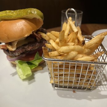 Wence's - Beef burgers - New American Near Me - Pleasant Hill, California Wence's - Beef burgers - New American Near Me - Pleasant Hill, California