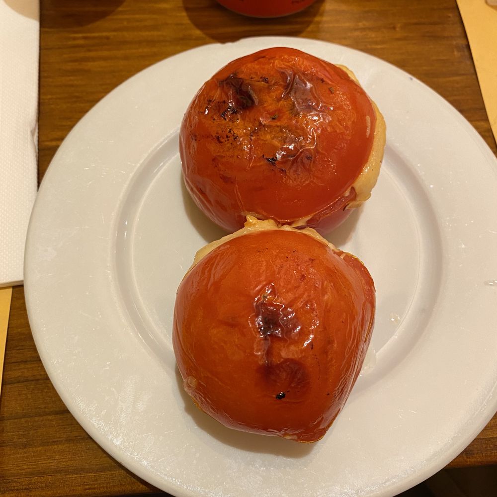 La Oca - Roasted tomatoes - Steakhouses Near Me - Sitges, B La Oca - Roasted tomatoes - Steakhouses Near Me - Sitges, B