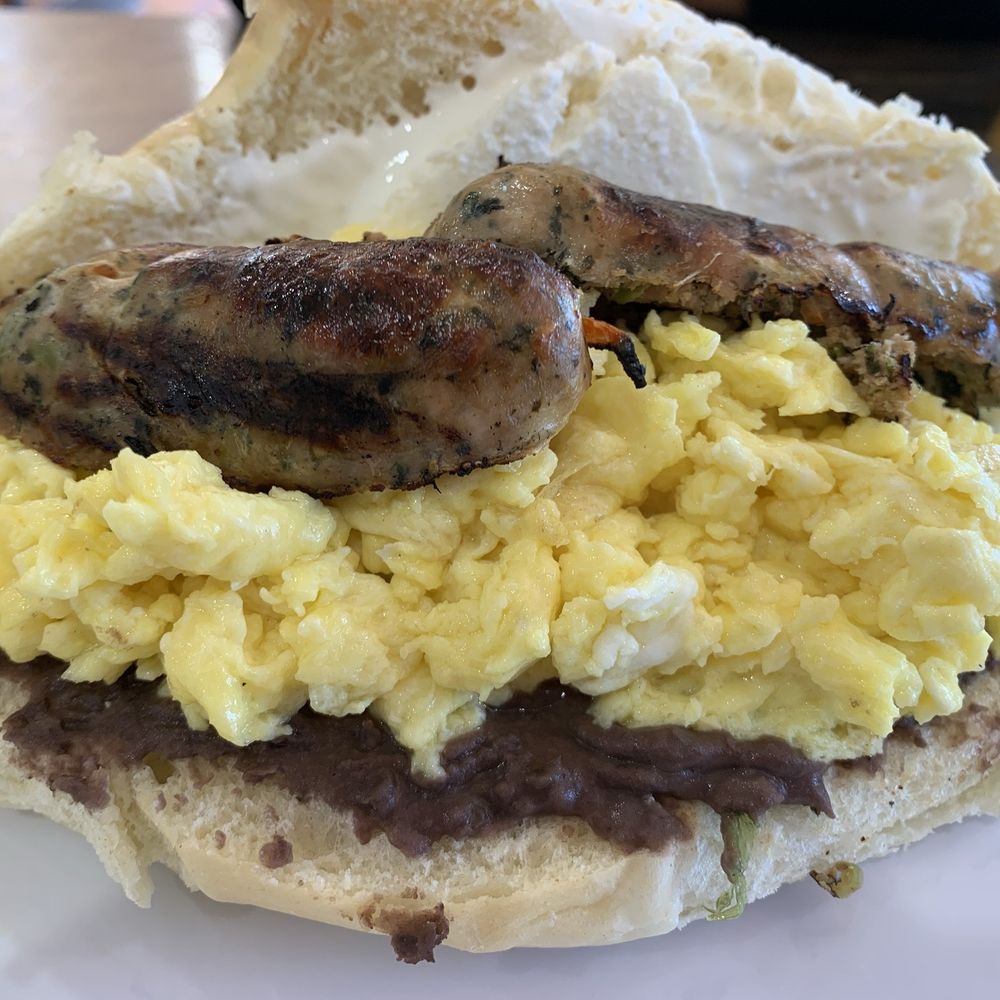 Universal Bakery - Pan con todo y longaniza. - Bakeries Near Me - San Pablo, California Universal Bakery - Pan con todo y longaniza. - Bakeries Near Me - San Pablo, California