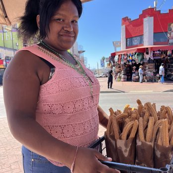 Restaurant Garibaldi - Vendors bother you every 2 minutes. - Bars Near Me - Ensenada, BCN Restaurant Garibaldi - Vendors bother you every 2 minutes. - Bars Near Me - Ensenada, BCN