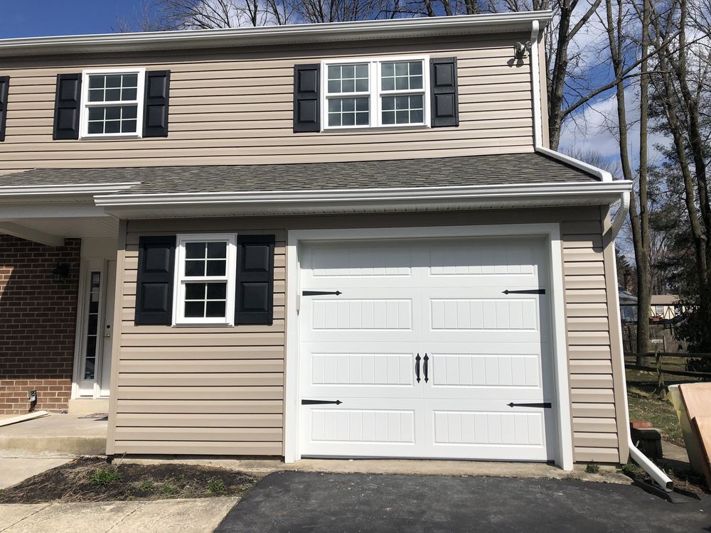 MIKE WICIAK GARAGE DOORS Updated September 2024 47 Photos 4929 Grant Dr, Brookhaven