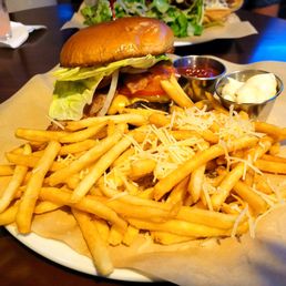 Burger & Truffle Fries