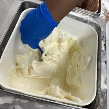 Culver's - Vanilla custard, we saw a roach in it at 9:30 pm, they decided to scoop it out and keep using it. - Burgers Near Me - Omaha, Nebraska Culver's - Vanilla custard, we saw a roach in it at 9:30 pm, they decided to scoop it out and keep using it. - Burgers Near Me - Omaha, Nebraska