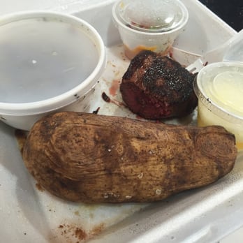 Charleston's - I cut 2 pieces off the sirloin but not with $22 - American Near Me - Indianapolis, Indiana