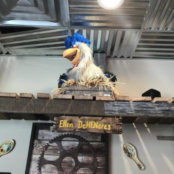 Frizzle Chicken Cafe - Breakfast & Brunch Near Me - Pigeon Forge, Tennessee