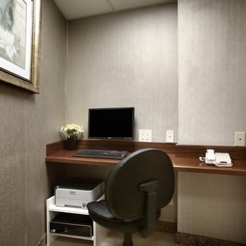 Ramada by Wyndham Bronx - Business Center - Hotels Near Me - Bronx, New York Ramada by Wyndham Bronx - Business Center - Hotels Near Me - Bronx, New York