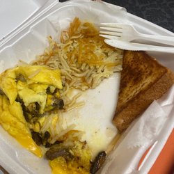 Huddle House - Omelet-Philly Cheesesteak, Hashbrowns and Texas toast.