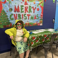 Bulldog Swim Academy - Coloring and decorating station