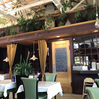 Side Door Cafe - Dinning room North end - New American Near Me - Gleneden Beach, Oregon