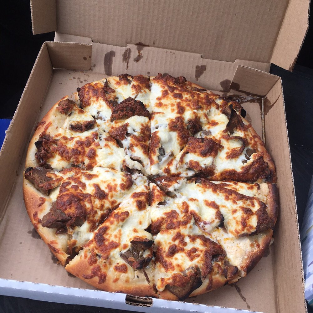 Donair Pizza with sweet sauce Donair Pizza with sweet sauce