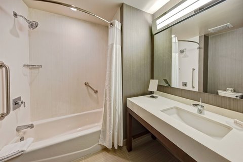 Courtyard by Marriott Kansas City Downtown/Convention Center - wedding in Kansas City, MO