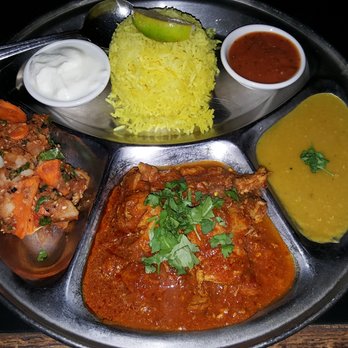The Mint - Butter chicken (bottom middle) aloo sandheko  (bottom left) daal (bottom right) Disgusting. - Asian Fusion Near Me - Victoria, British Columbia