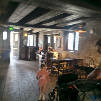 Three Broomsticks at Universal Studios Hollywood - British Near Me - Universal City, California Three Broomsticks at Universal Studios Hollywood - British Near Me - Universal City, California