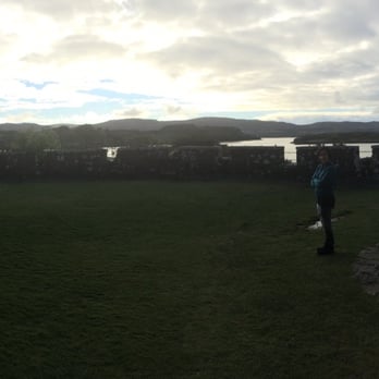Dunvegan Castle - Landmarks & Historical Buildings Near Me - Dunvegan, HLD Dunvegan Castle - Landmarks & Historical Buildings Near Me - Dunvegan, HLD