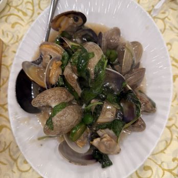 Kim Tar Seafood - Clams w/ basil hot sauce - Seafood Near Me - Temple City, California
