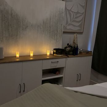 Moon Flower Wellness Spa - Couples massage in this room - Massage Near Me - Houston, Texas Moon Flower Wellness Spa - Couples massage in this room - Massage Near Me - Houston, Texas