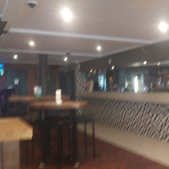 Queen's Wharf Kitchen - Front Bar - Modern Australian Near Me - Newcastle, NSW