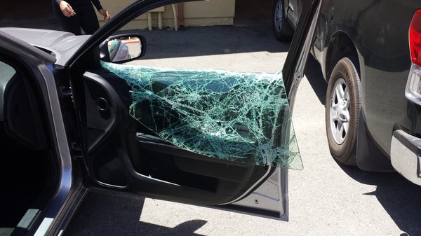 Window Replacements - GT1 Auto Glass is a family owned business serving the Inland Empire since 2007. We pride ourselves with providing excellent customer service and quick same day repair or window replacement. Window Replacements - GT1 Auto Glass is a family owned business serving the Inland Empire since 2007. We pride ourselves with providing excellent customer service and quick same day repair or window replacement.