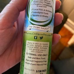 The Dog Stop - West Liberty/South Hills, Pittsburgh - It's totally unacceptable for a business to be using products THIS outdated.