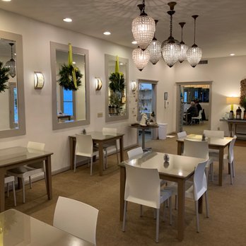 Lithia Springs Resort - Dinning room - Resorts Near Me - Ashland, Oregon Lithia Springs Resort - Dinning room - Resorts Near Me - Ashland, Oregon